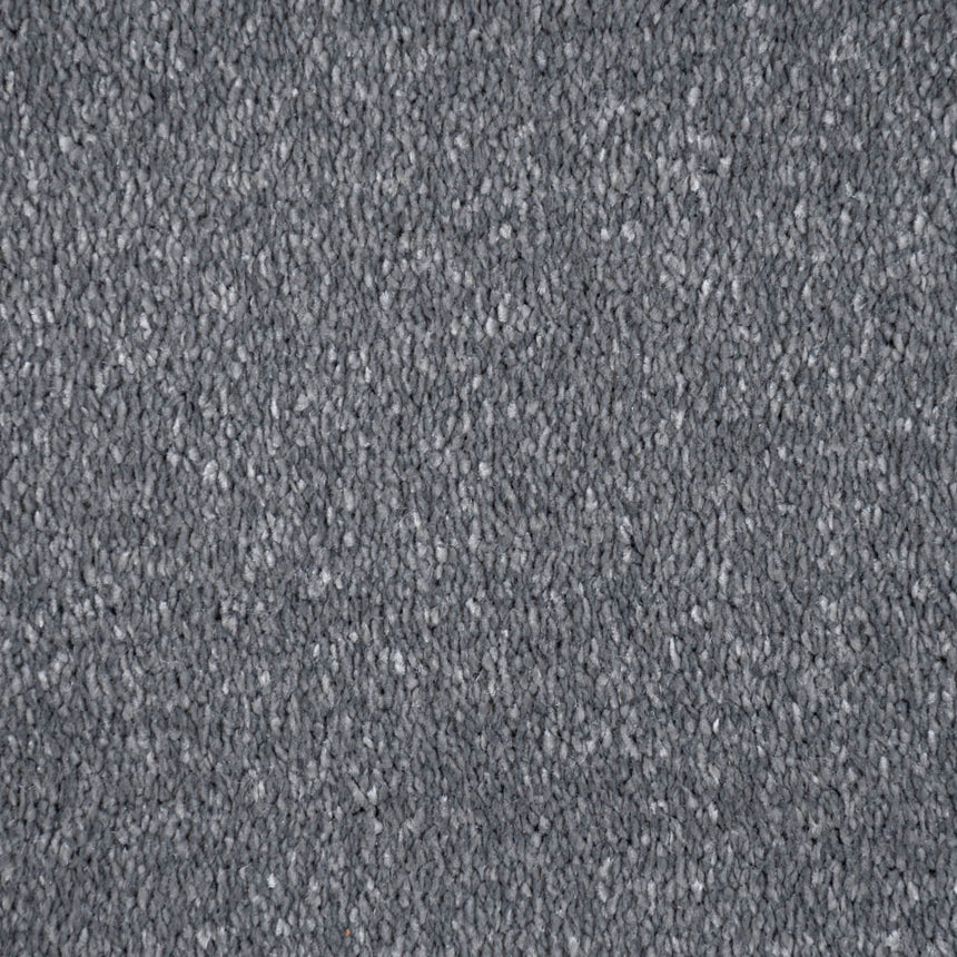 Misty Grey Verdi Saxony Carpet