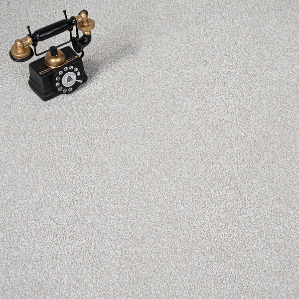 Rolling Fog Inglewood Saxony Carpet by Cormar