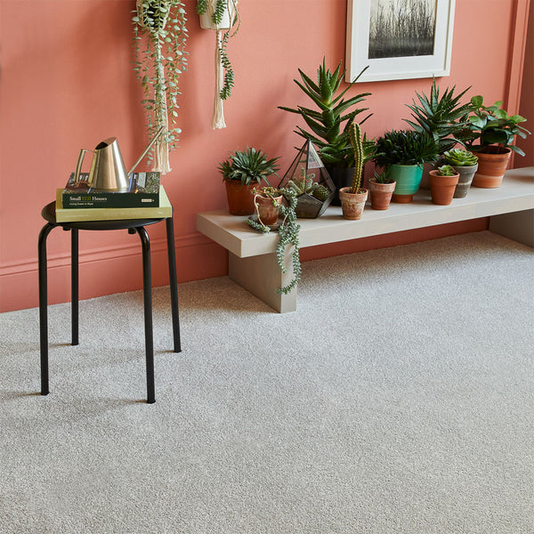 Winter Ice Inglewood Saxony Carpet by Cormar